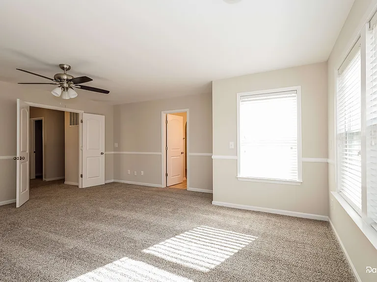 1519 Kellys Landing Dr — Photo 10
