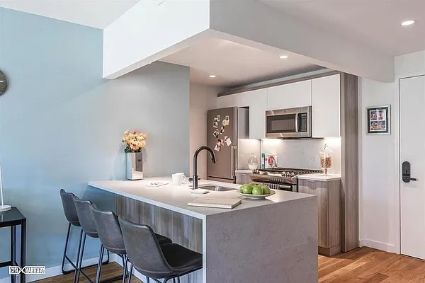 Rented by Corcoran | media 15