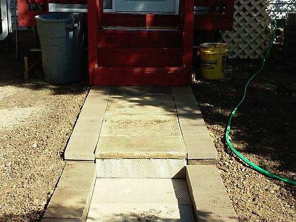 2nd image of 401 Gainsborough Ct