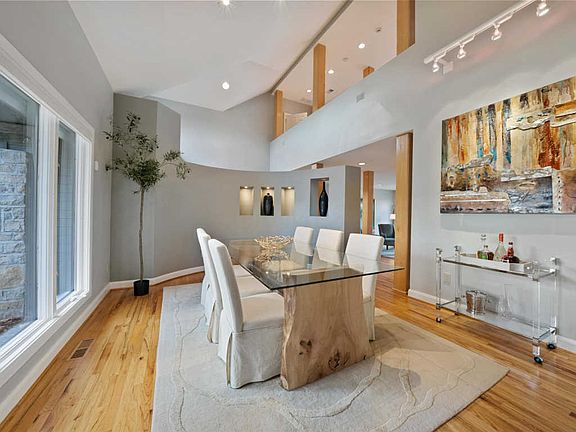 4th image of 6521 Quarry Ln