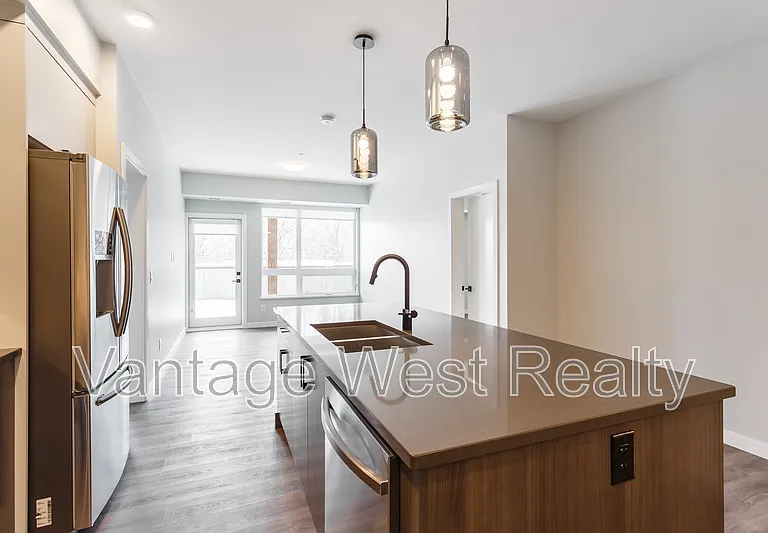 1215 Saint Paul St #205 — Photo 4