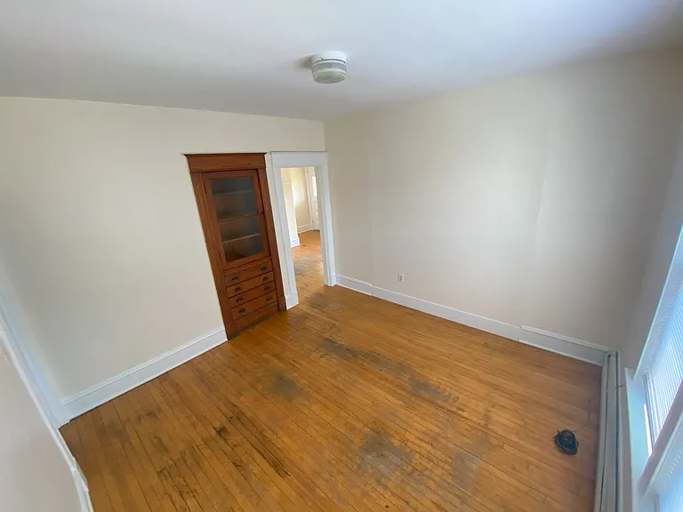 74 Monroe St — Photo 10