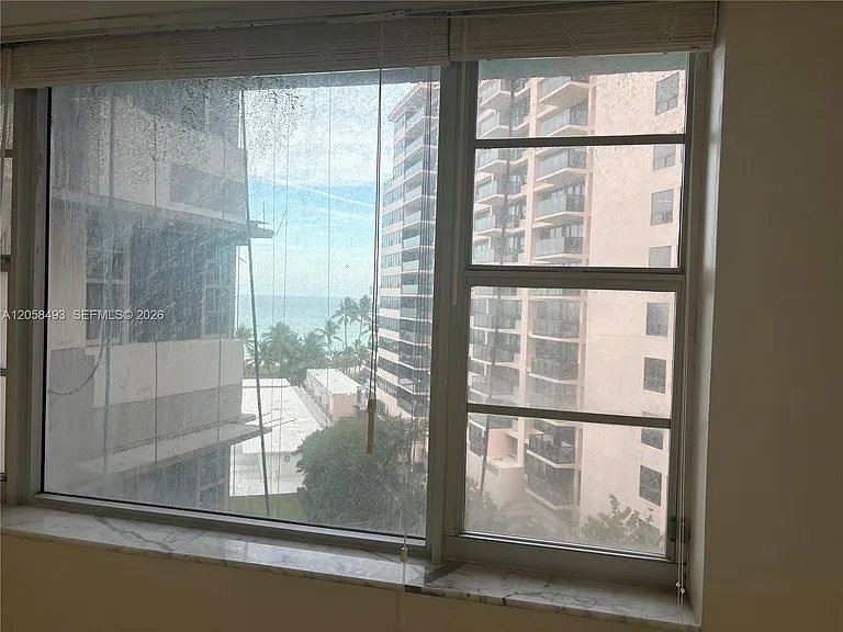 5255 Collins Ave #6J — Photo 7