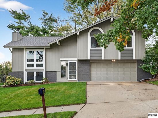 2305 N 127th Cir, Omaha, NE 68164