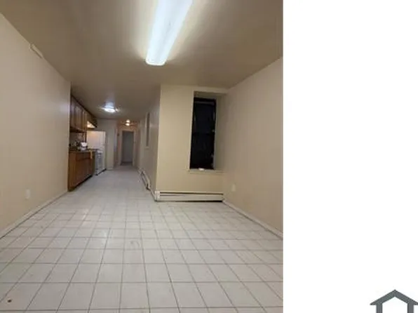 248 S 3rd Ave #7, Mount Vernon, NY 10550