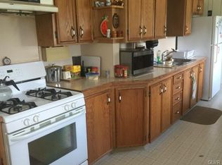 90 Locke Heights Rd, Bangor, PA 18013