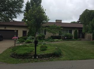 131 Briarcliff Rd, Beaver Falls, PA 15010