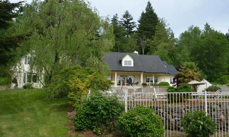 1st image of 10415 70th Ave NW