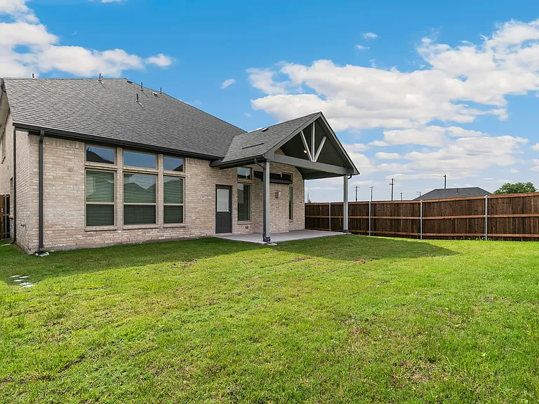 1424 Bettolo Dr — Photo 35