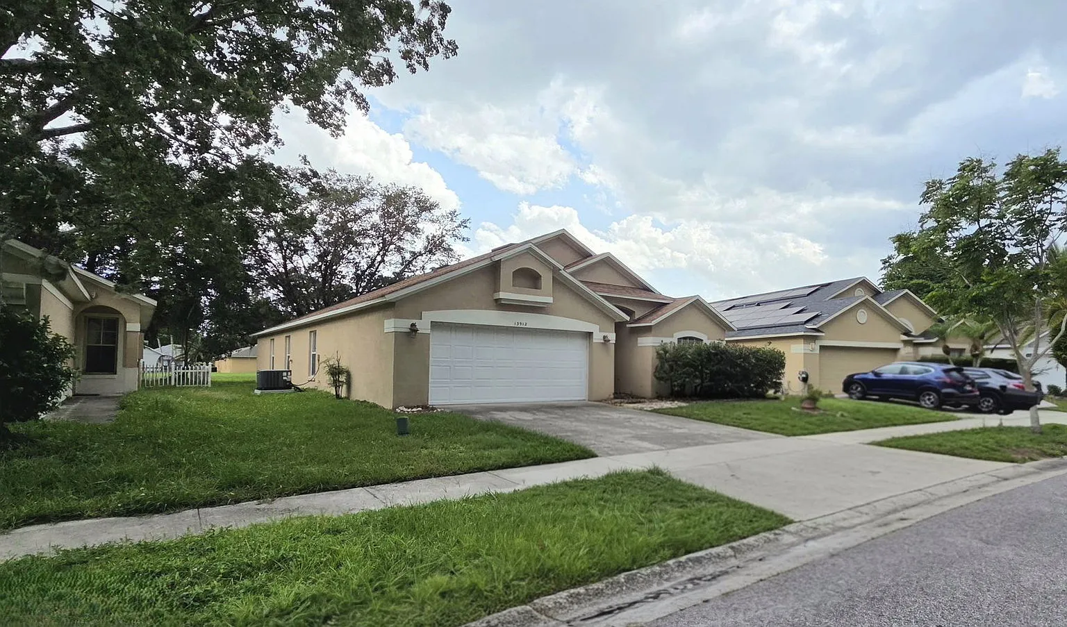 4 bed, 2.0 bath, 1898 sqft, $2,500 — Photo 1