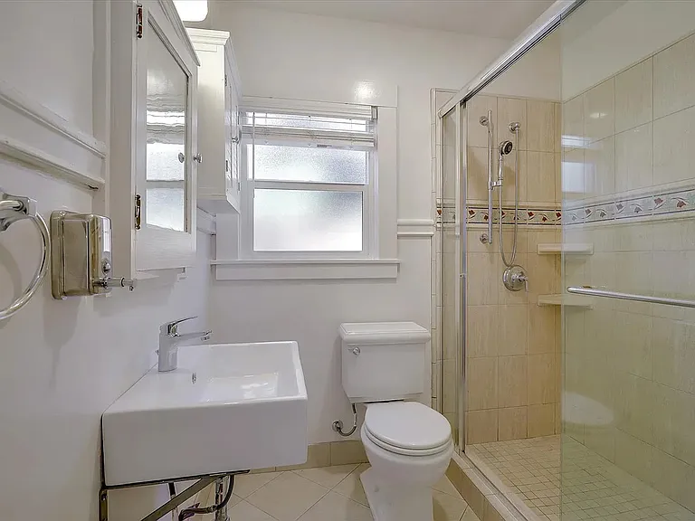 27 Westall Ave — Photo 24
