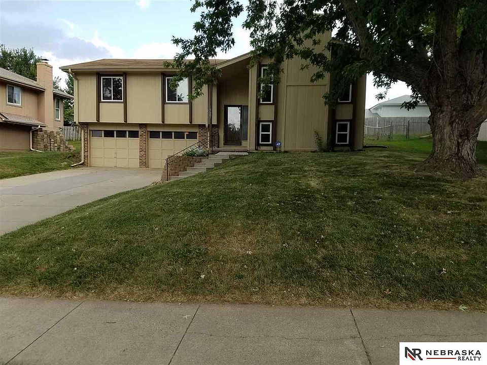 1st image of 13001 S 30th St
