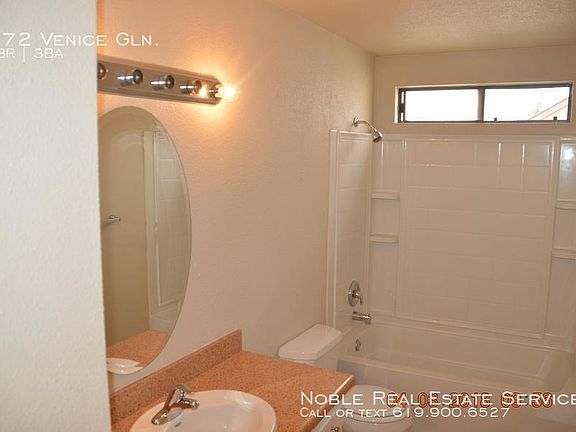4th image of 872 Venice Gln