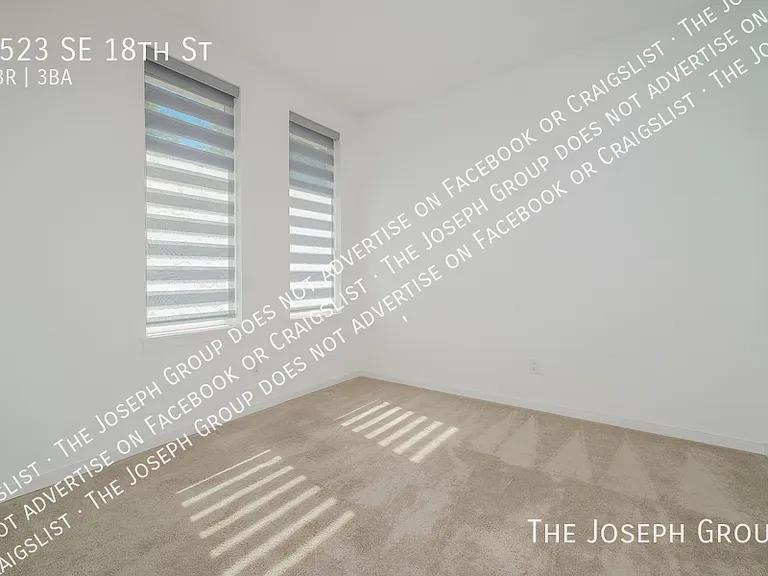 3523 SE 18th St — Photo 5
