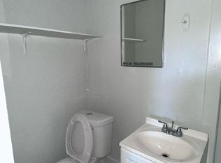 2200 N Volusia Ave APT D, Orange City, FL 32763