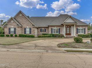 105 W Legacy Dr, Brandon, MS 39042