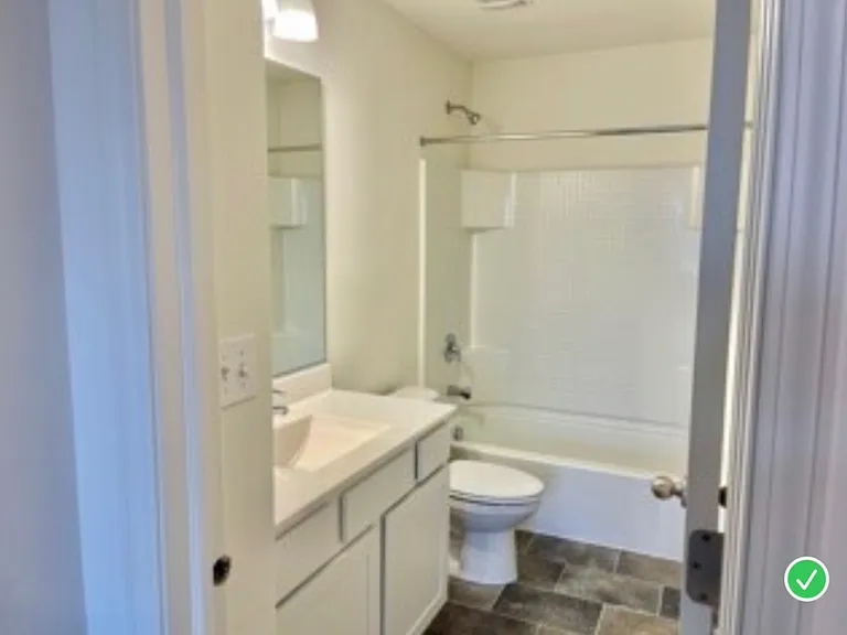1137 Amber Dr — Photo 25