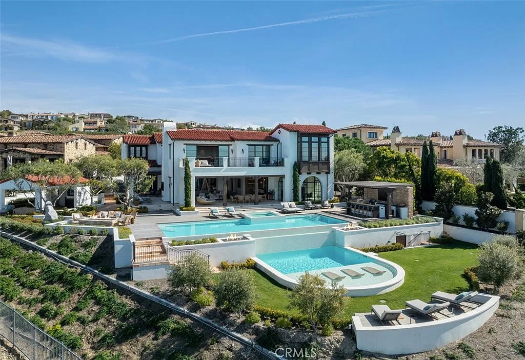 7 bed, 12986 sqft, $170,000 — Photo 3