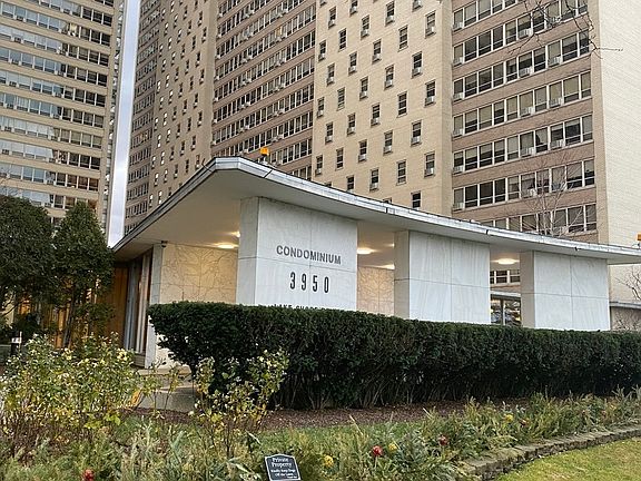4th image of 3950 N Lake Shore Dr APT 1504