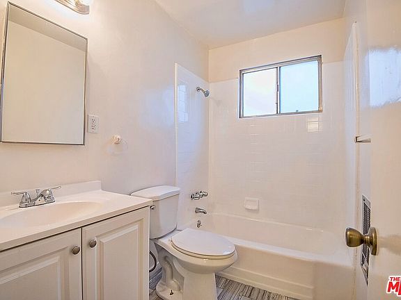 2nd image of 8556 Cashio St APT 4