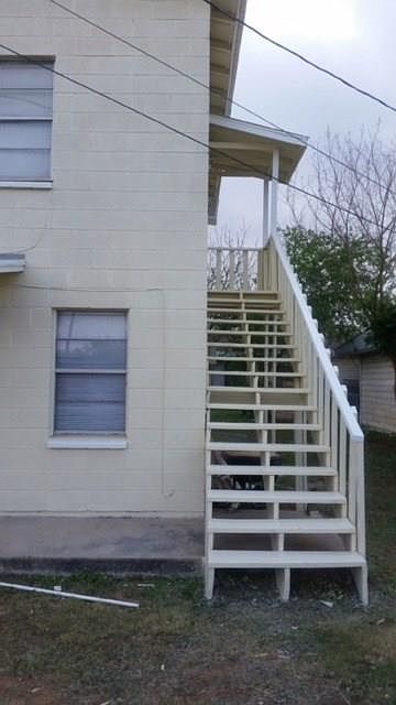 1st image of 802 N Smith Ave #2