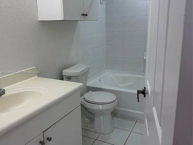 10902 NW 83rd St #111 — Photo 12