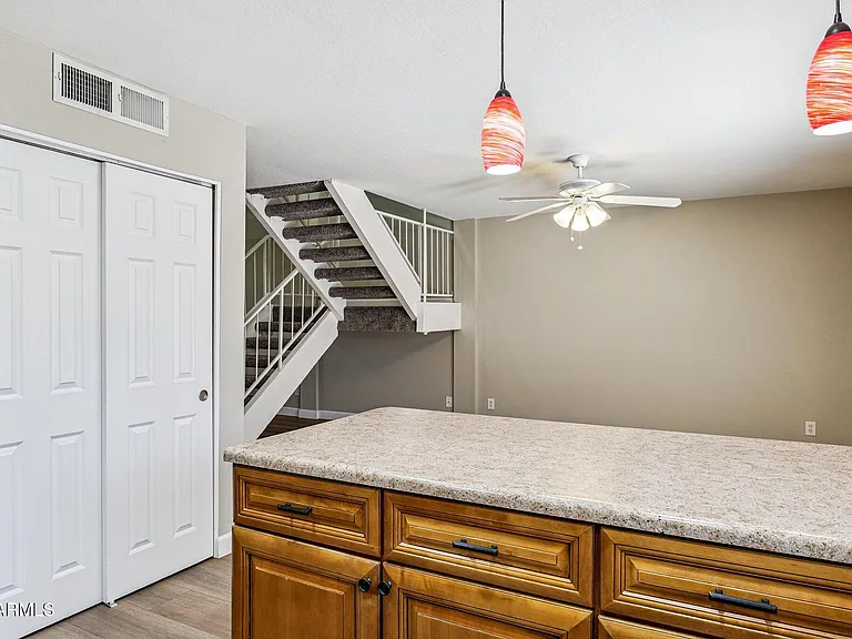 5006 S Birch St — Photo 13