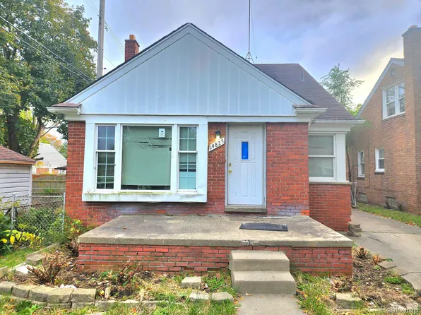 19825 Curtis St, Detroit, MI 48219