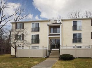 56 Village Rock Ln #7, Natick, MA 01760
