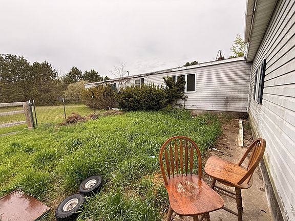 3rd image of 2526 N Victory Corner Rd