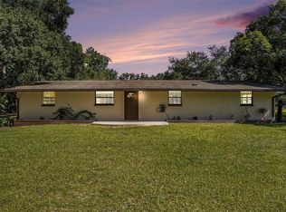39349 Comstock Ln, Zephyrhills, FL 33540