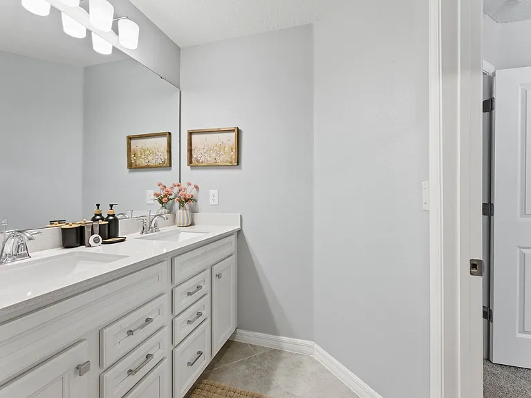 Sandy Cliffs Dr — Photo 47
