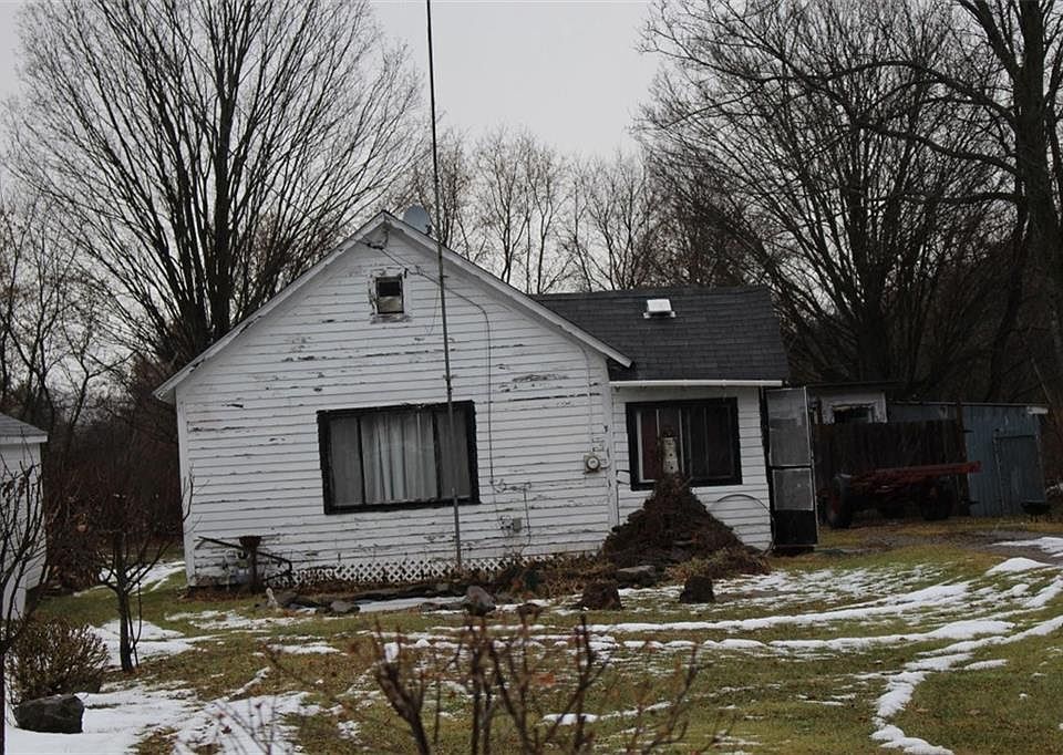 1st image of 2956 2nd Ave