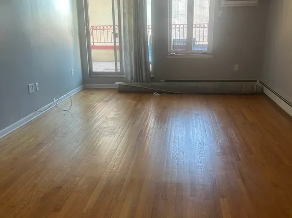 22-71 33rd Street image 1 of 10