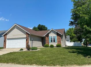6 Jennifer Dr, Glen Carbon, IL 62034