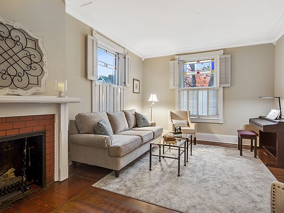 5th image of 1307 W 13th St
