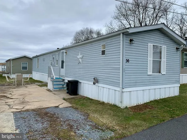 6801 Penn Ave Trailer 36, Wernersville, PA 19565