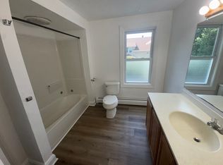 150 Providence Rd, Whitinsville, MA 01588