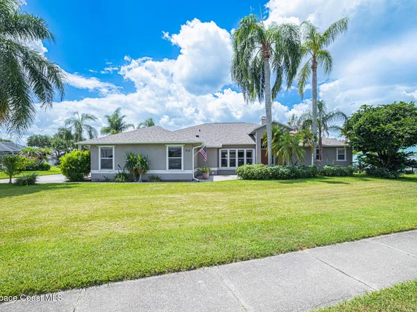 211 Lake Shore Dr, Merritt Island, FL 32953