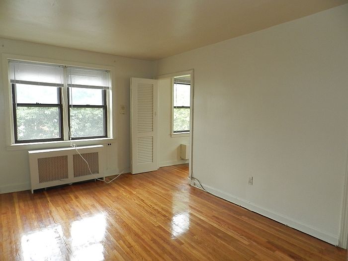 1st image of 1934 Waverly St APT A200