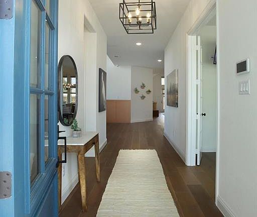 2nd image of 8821 Edna Pl