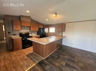 615 E Mills Dr, Towanda, KS 67144