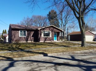 1345 Dean St NE, Grand Rapids, MI 49505
