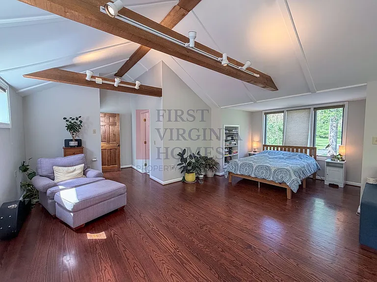 1035 Owensville Rd — Photo 29