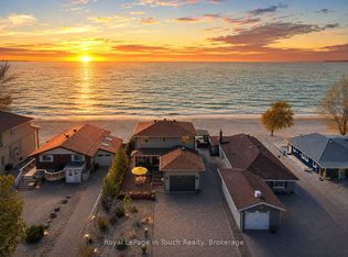 1092 Tiny Beaches Rd S, Tiny, ON L0L 2T0