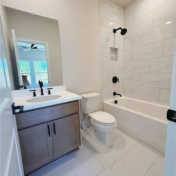 2450 Colliers Ln — Photo 58