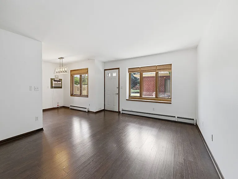2701 Stover St #G17 — Photo 3