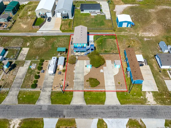 2001-2003 S Doughty, Rockport, TX 78382