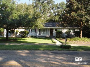 371 S Church St, Fairhope, AL 36532