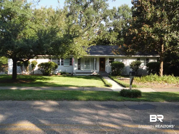 371 S Church St, Fairhope, AL 36532